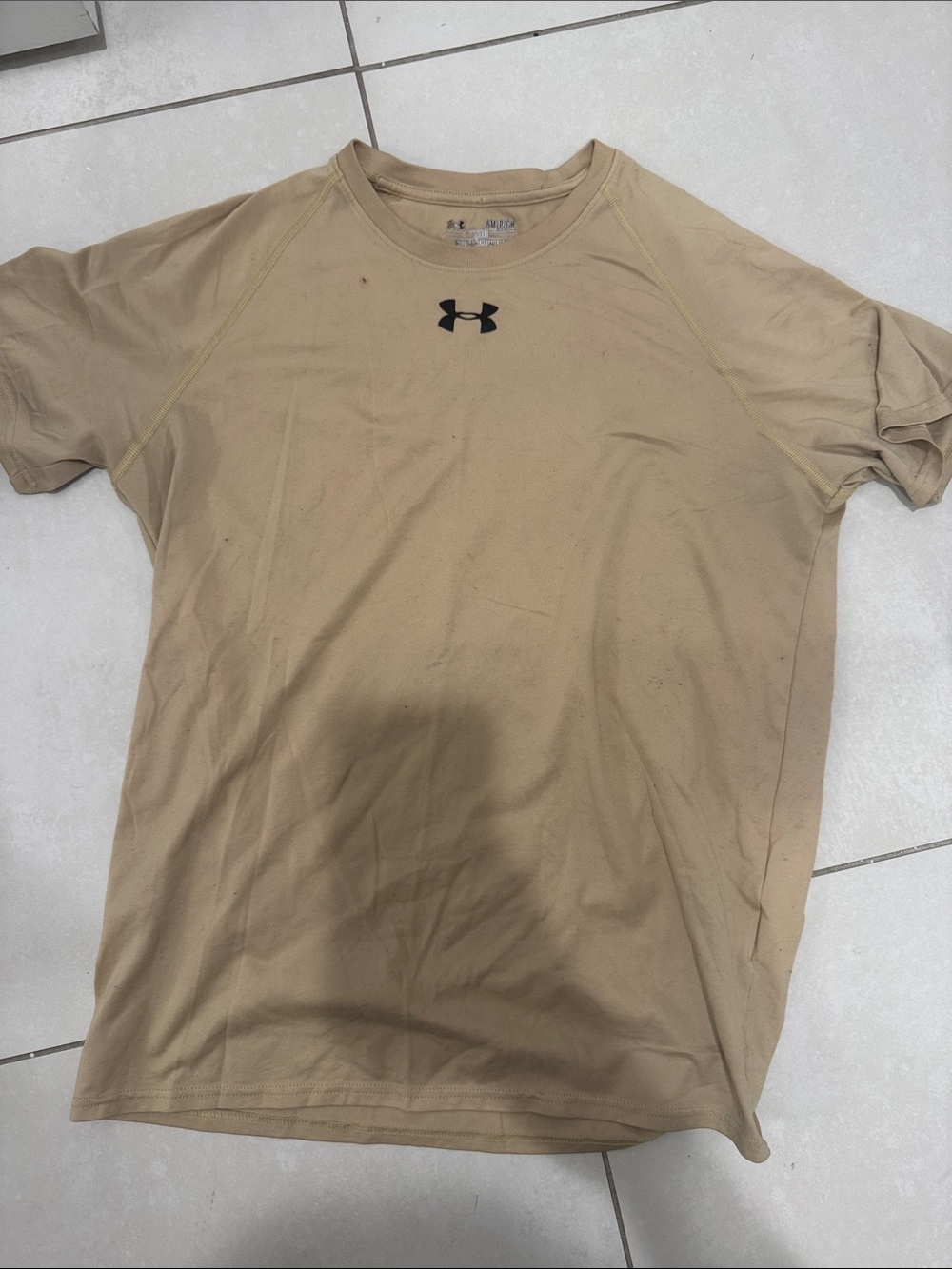 Under Armour Men’s Tan Short Sleeve Crew Tech Shirt with Black Logo